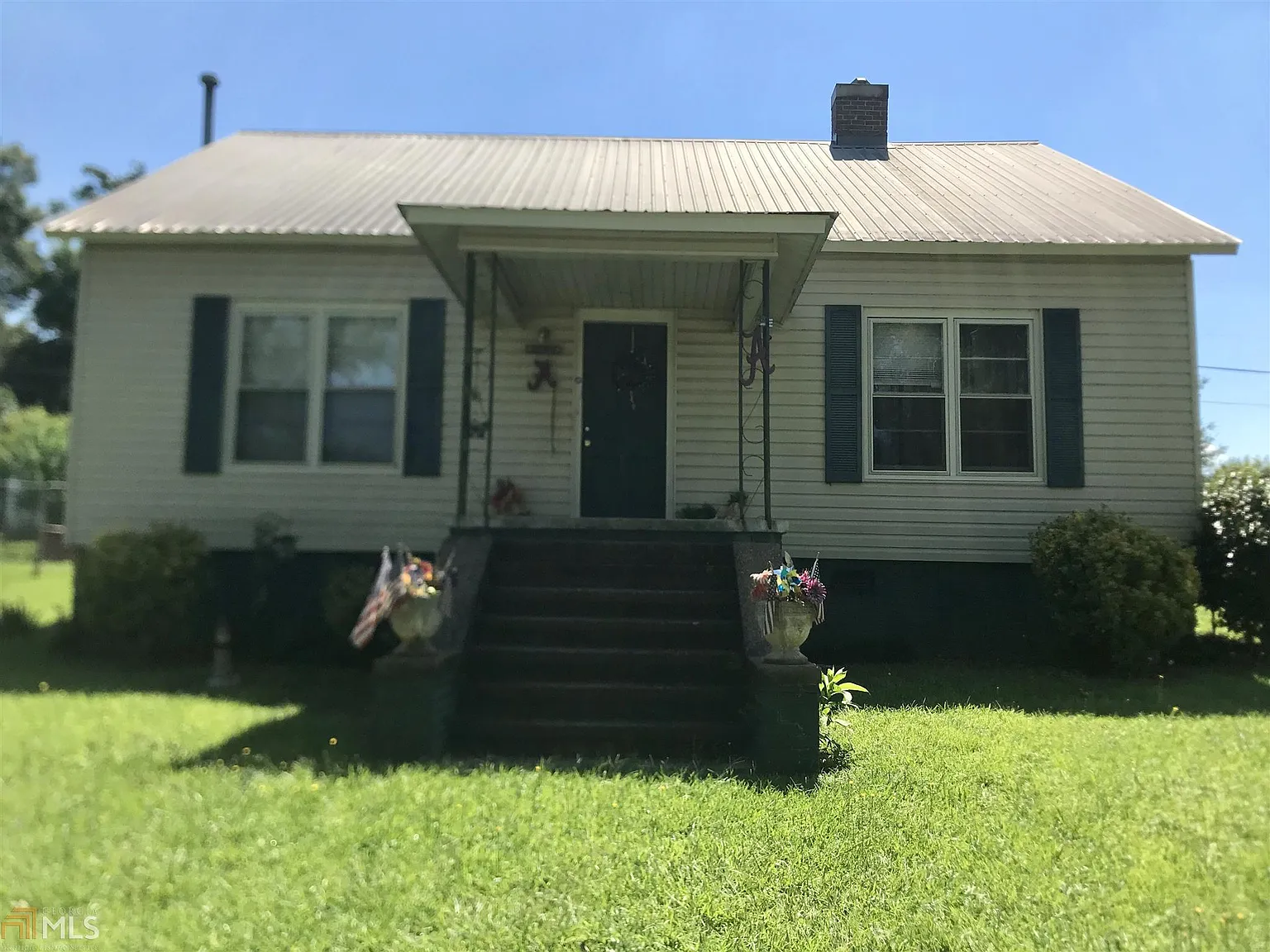 115 Morgan St photo 1