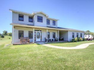 W7507 Iroquois Trl, Delavan, WI 53115