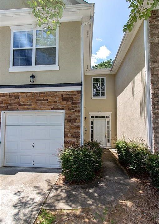 1st image of 836 Biltmore Ct