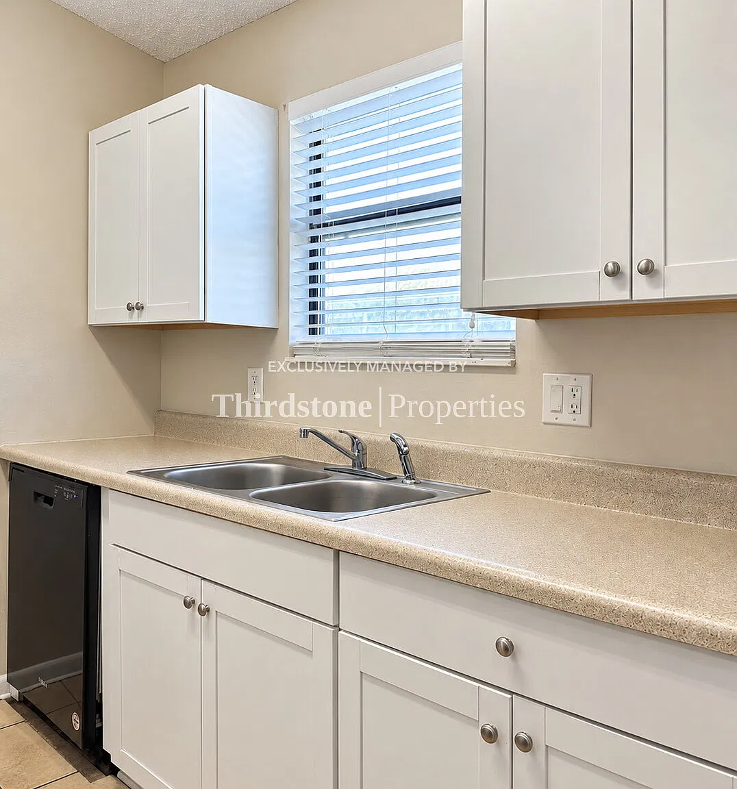 1324 Jefferson Avenue Unit B Orange Park, FL — Photo 4