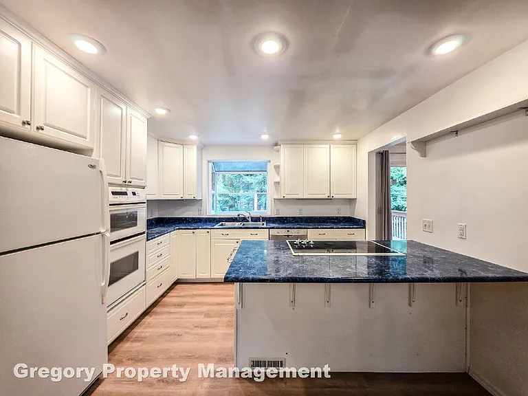 19044 NE 165th Pl — Photo 10