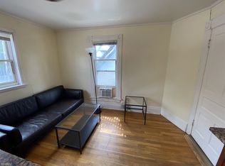 922 S State St APT 3, Ann Arbor, MI 48104