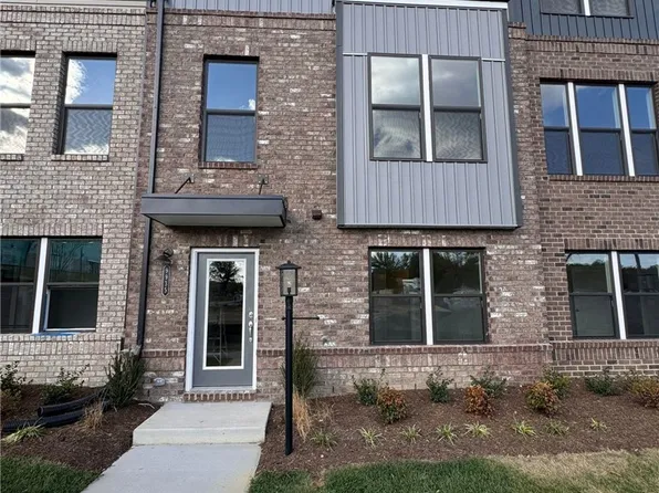 9935 Golden Trout Lane Gln, Glen Allen, VA 23059