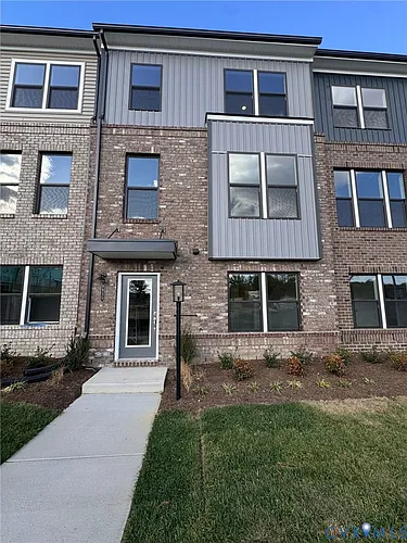 9935 Golden Trout Lane Gln Photo 1
