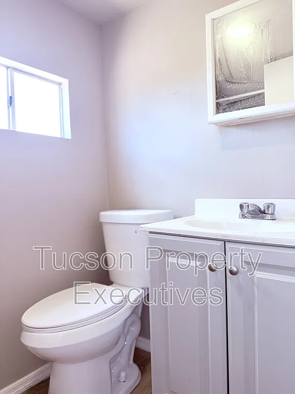 1 bed, 1.0 bath, 700 sqft, $900 — Photo 4