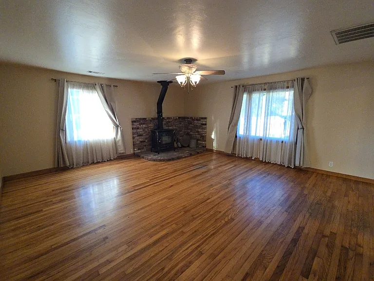 1316 Rohnerville Rd — Photo 24