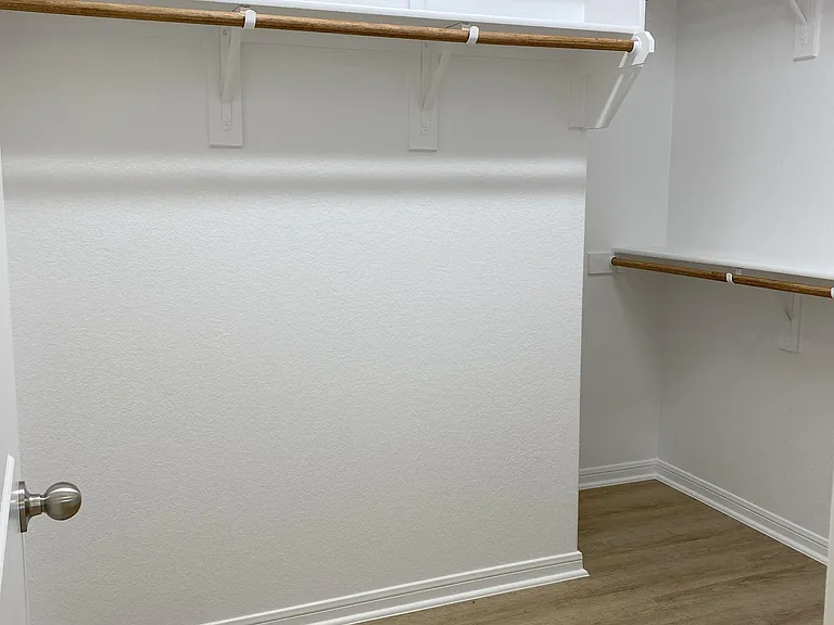 8714 Happy Valley Dr — Photo 23