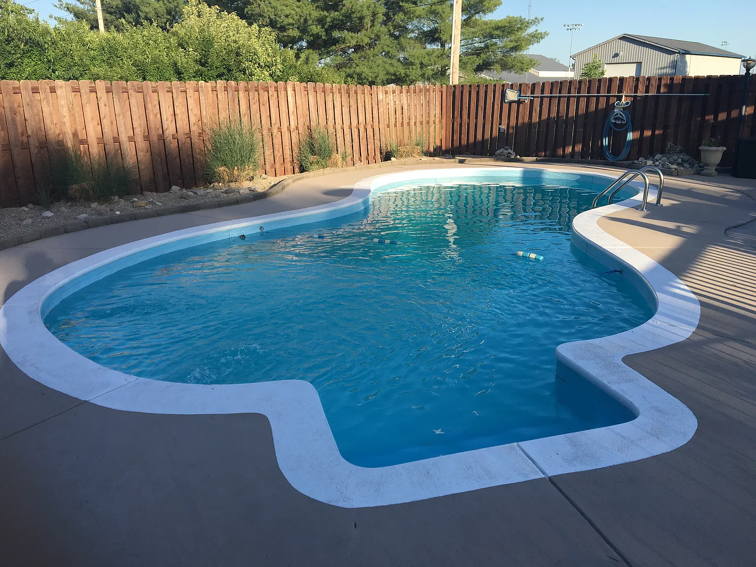 239 Christina Dr photo 1