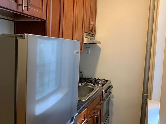 2nd image of 32-79 30th St #2B