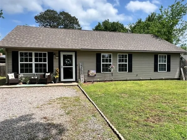 140 Field Ave, Booneville, AR 72927