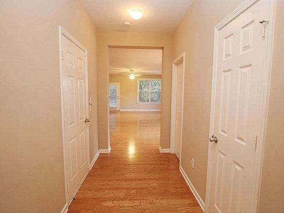 2nd image of 3279 Fernview Dr