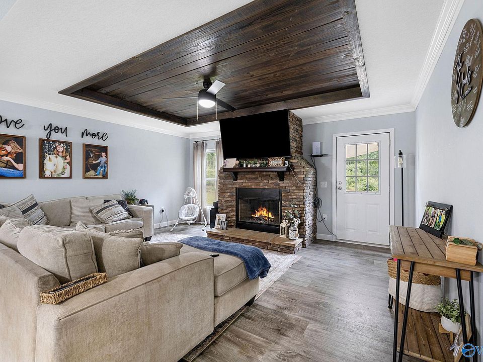 1st image of 363 Bean Dr