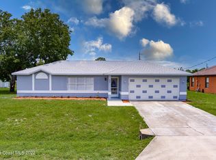 466 Ontario St NW, Palm Bay, FL 32907