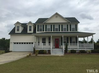 90 Meadow Hills Dr, Four Oaks, NC 27524