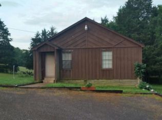 2740 Gate 9 Rd, Greenwood, AR 72936