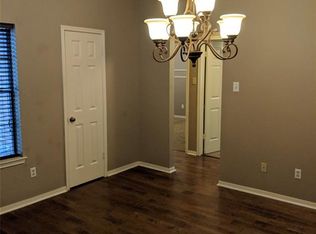 1010 Abbott Dr, Pearland, TX 77584