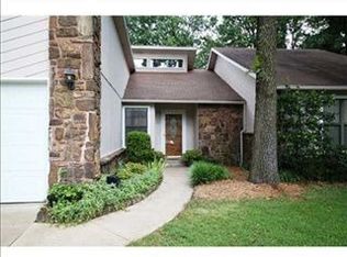 905 N Wren Dr, Rogers, AR 72756
