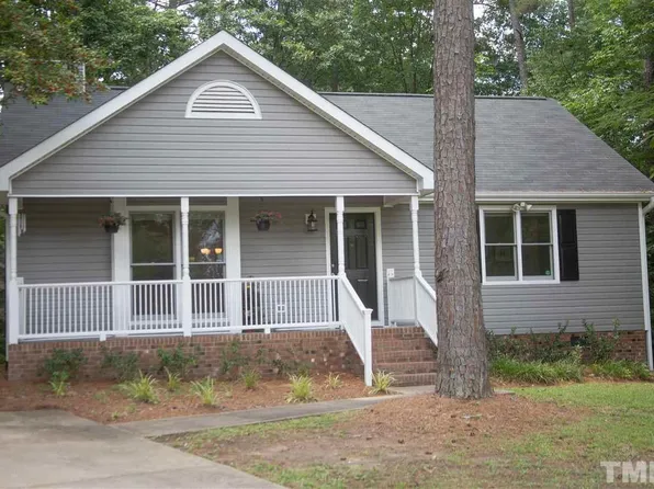 4 Jessica Ct, Durham, NC 27704