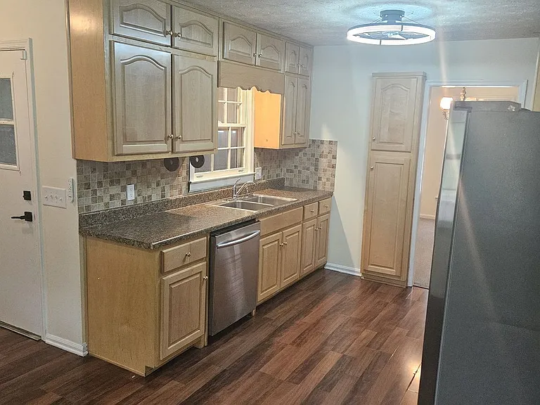 1148 Marifran Dr NE #1148 — Photo 9