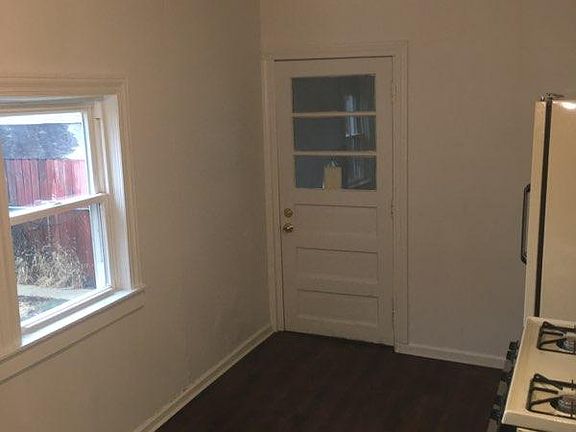 5th image of 1672 N 40th Ave
