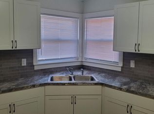855 S Santa Fe Ave APT 1, Salina, KS 67401