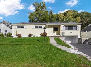 14 Meadow Rd, Montrose, NY 10548