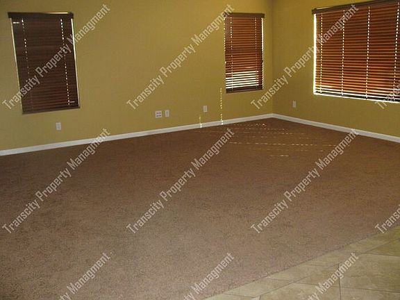 3rd image of 28412 N Dolomite Ln