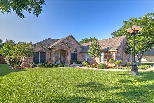 1st image of 6304 Prospect Hill Dr