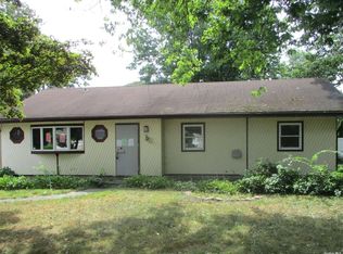 155 Bayview Ave, East Patchogue, NY 11772