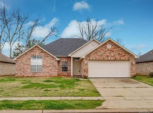230 Avondale Ln, Bossier City, LA 71112