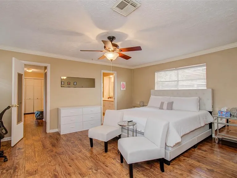 13107 Tall Forest Dr — Photo 2