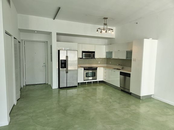 2nd image of 133 NE 2nd Ave APT 1808