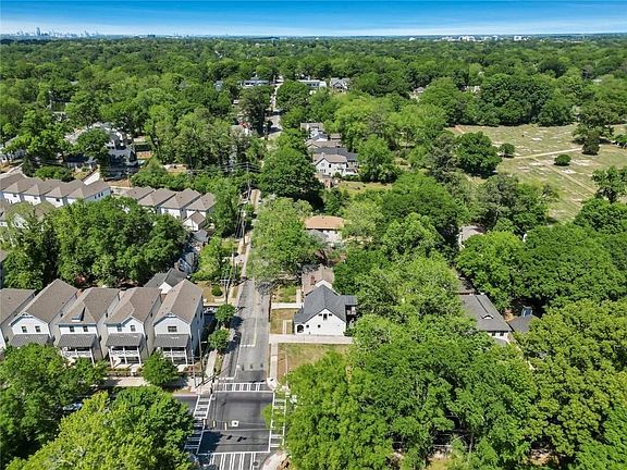3rd image of 0 2nd Ave NE