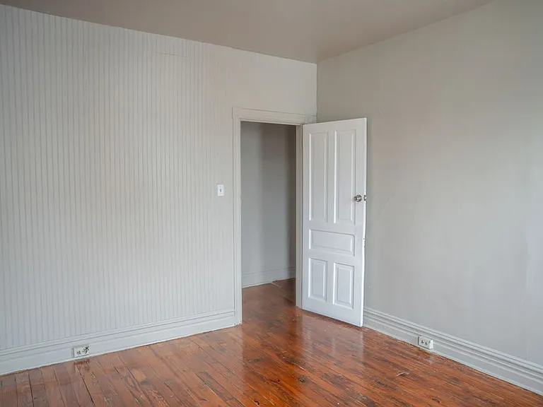 23 E Main St — Photo 18