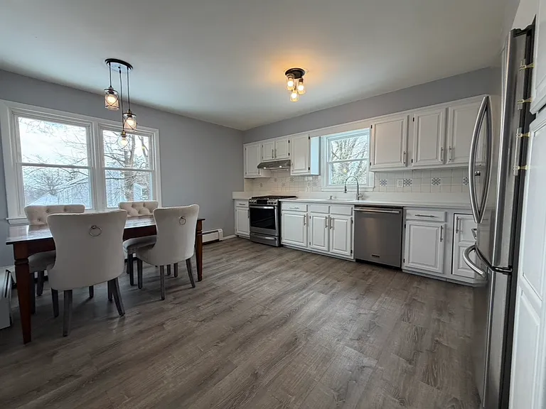32 Brady Ave #2 — Photo 7
