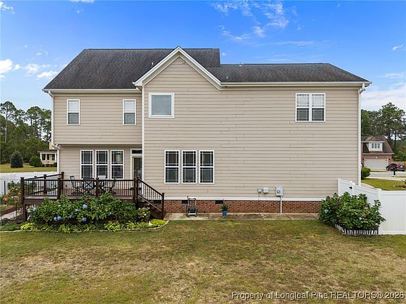 4th image of 335 Lancelot Ct