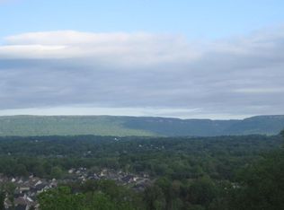 6631 Fairview Rd, Hixson, TN 37343