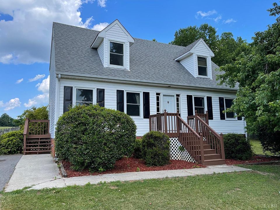 1st image of 386 Royal Ct