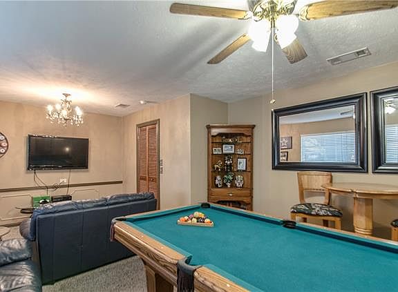 3rd image of 3001 Natalie Dr