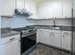 250-16 41st Rd Floor 1, Little Neck, NY 11363