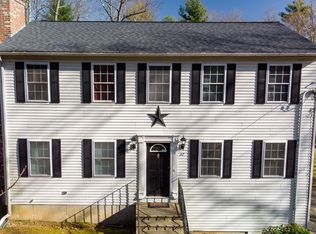 37 Kimball Hill Rd, Holland, MA 01521