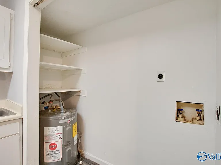 4906 Cotton Row NW #B — Photo 11