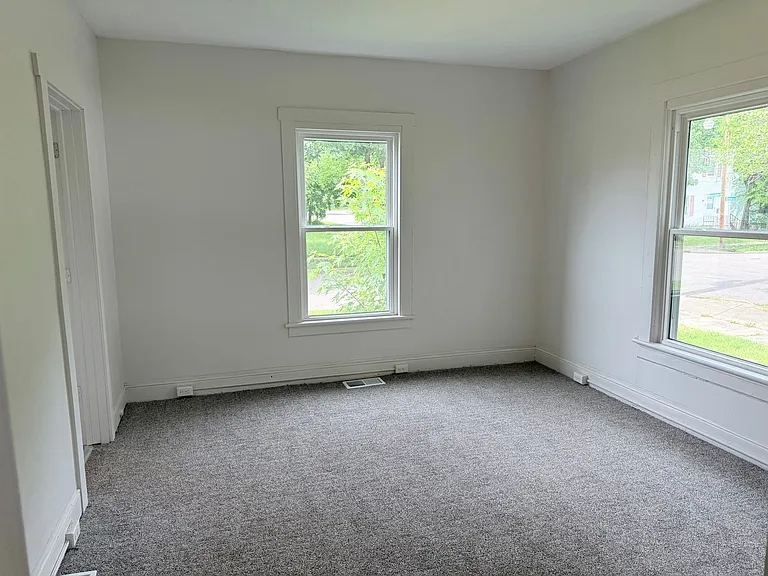 1200 Sheldon St — Photo 11