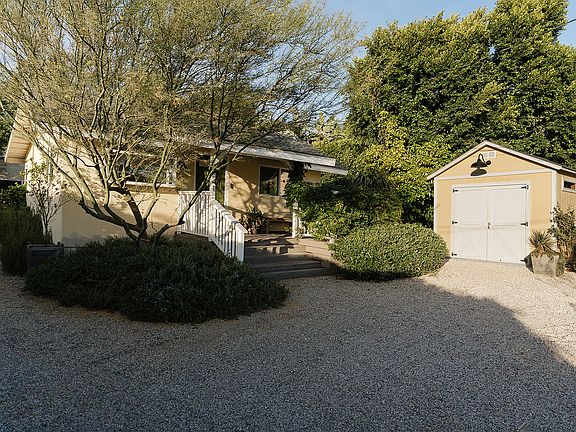 2nd image of 2841 Los Feliz Dr