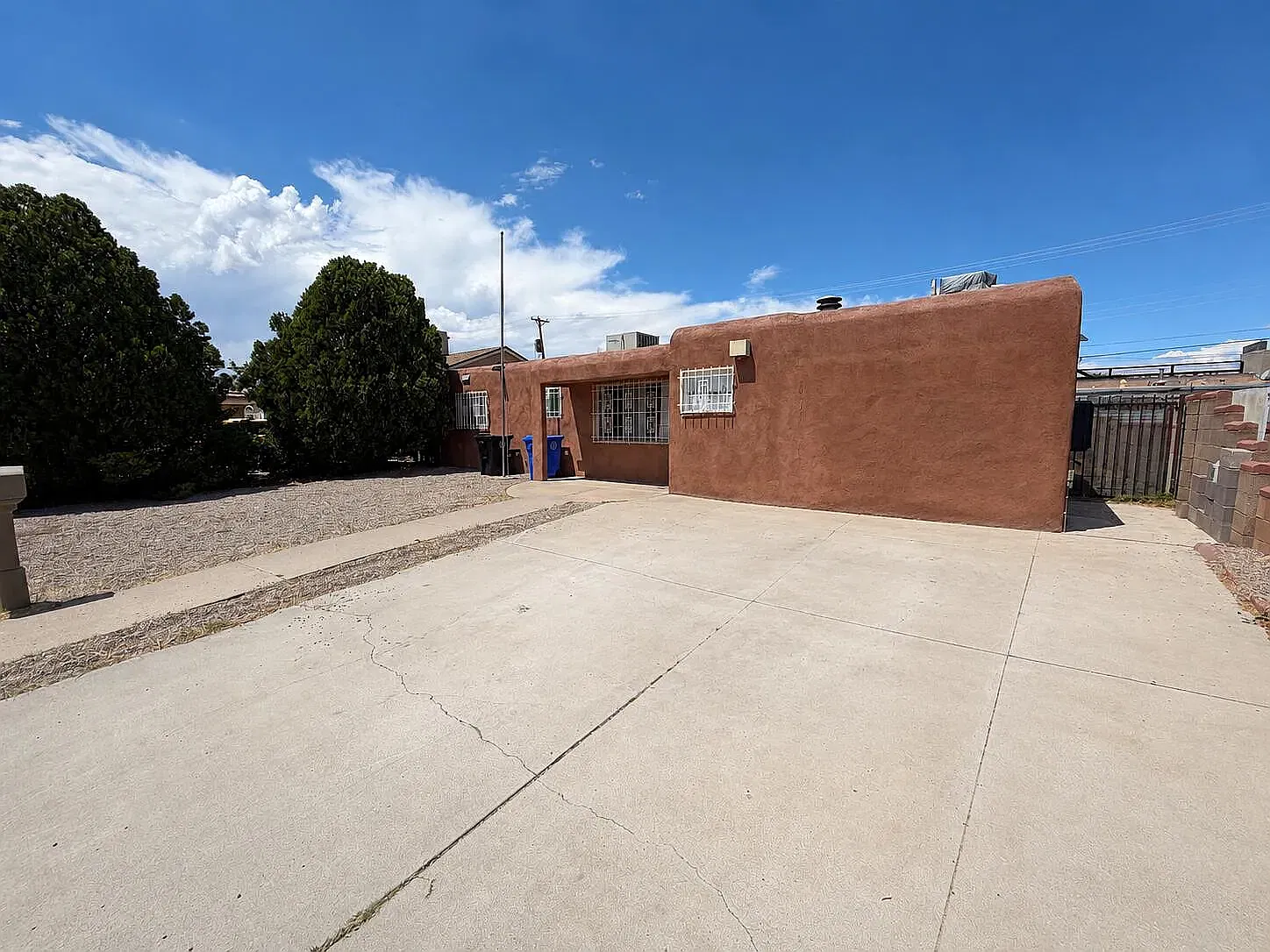 4 bed, 1272 sqft, $2,500 — Photo 4