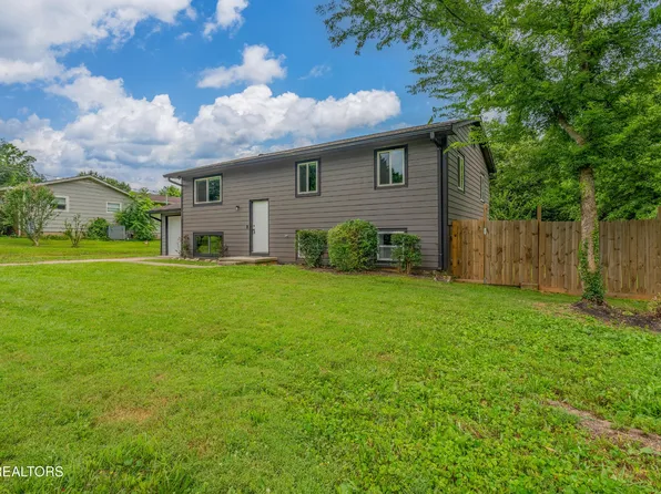 213 Towne Rd, Knoxville, TN 37934