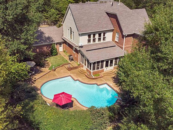 5th image of 8890 Fern Valley Cv