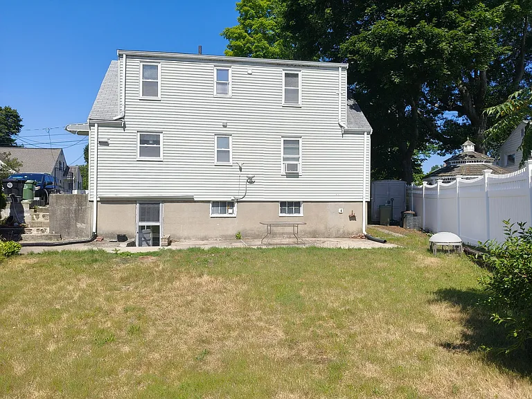 31 Falmouth Rd — Photo 19