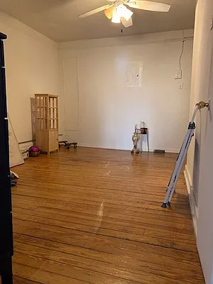 Rented by Prime Rok Real Estate LLC | media 12