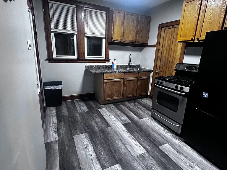 3011 N Long Ave — Photo 7